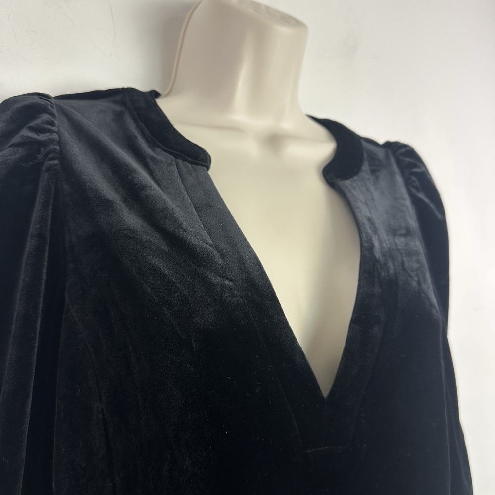 Pomander Place Dress Small Velvet Black Tiered Long Sleeve V Neck Cocktail Dress - Picture 2 of 9
